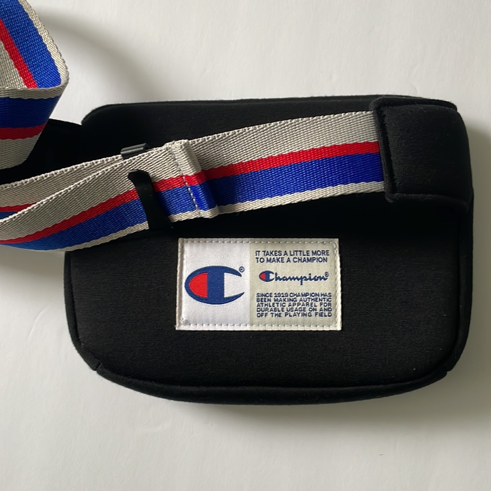 CHAMPION  Black Belt bag, Fanny pack, extended strap. - Picture 2 of 7